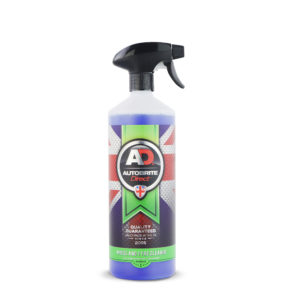 wheel and tyre cleaner 